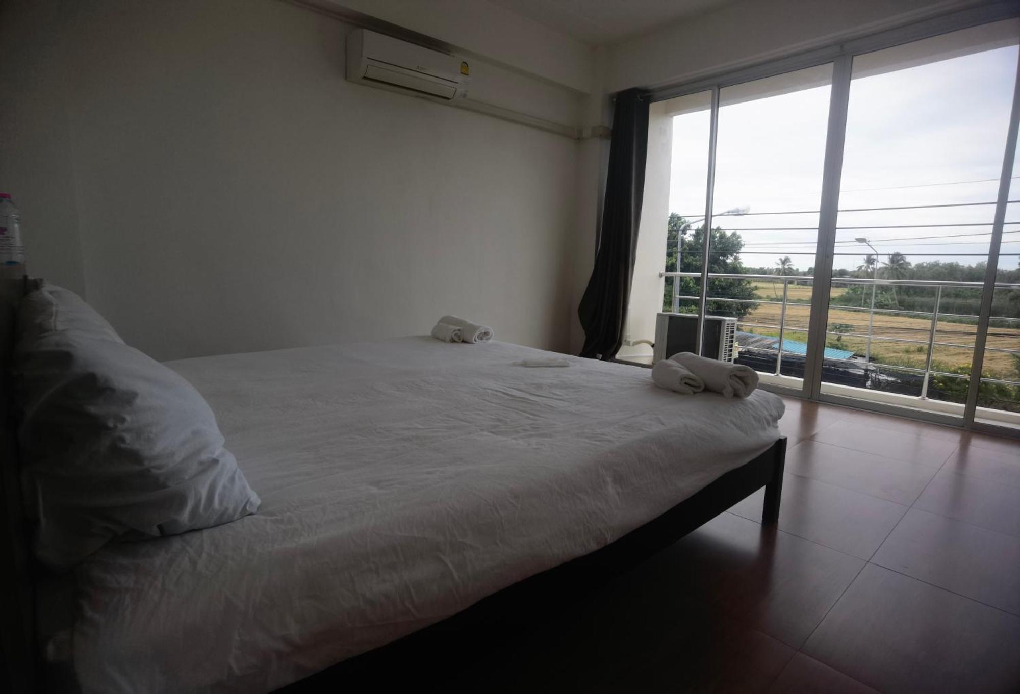 115 Townhouse Ban Khlong Krang Exterior foto