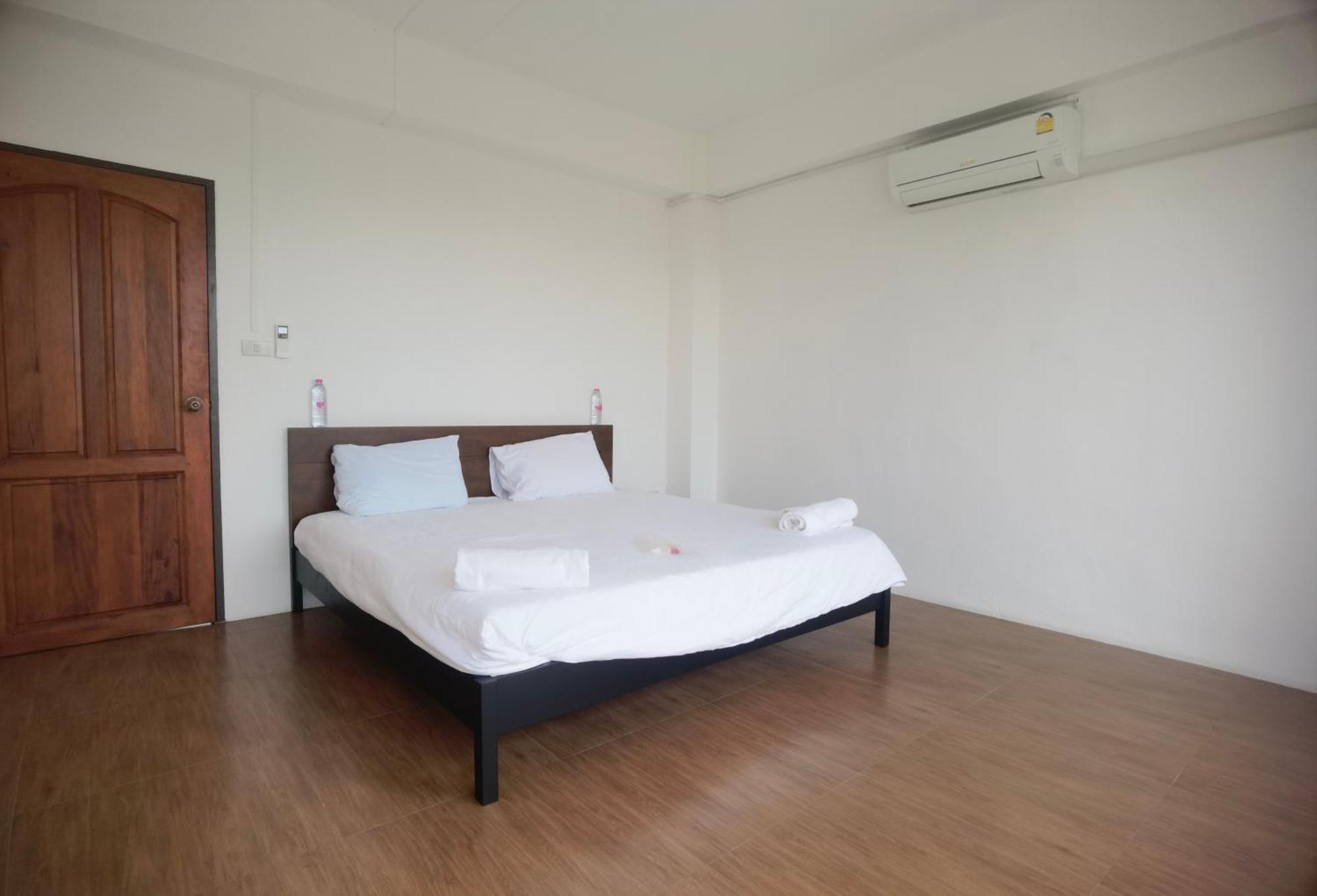 115 Townhouse Ban Khlong Krang Exterior foto