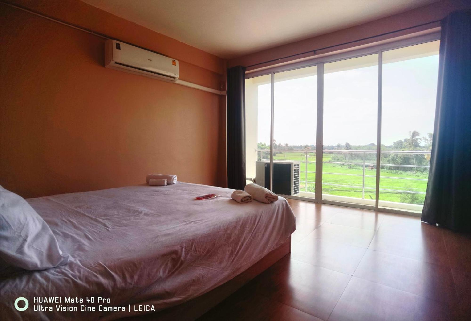 115 Townhouse Ban Khlong Krang Exterior foto
