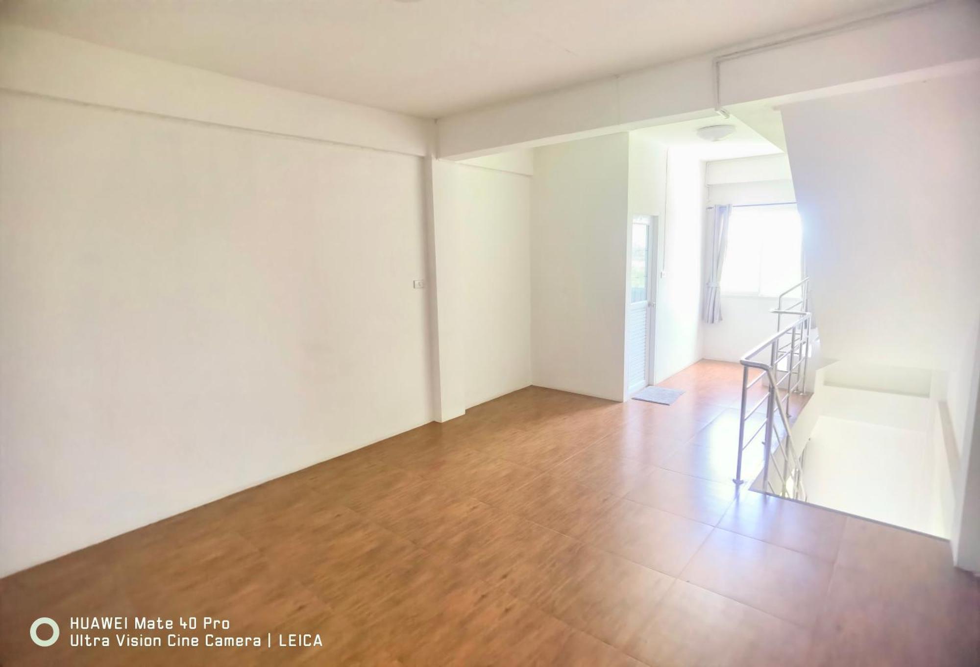 115 Townhouse Ban Khlong Krang Exterior foto