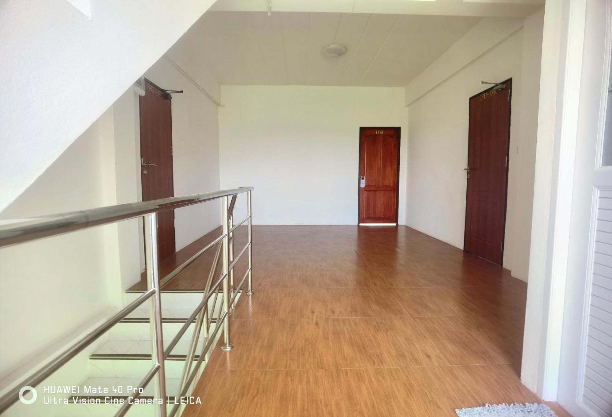 115 Townhouse Ban Khlong Krang Exterior foto