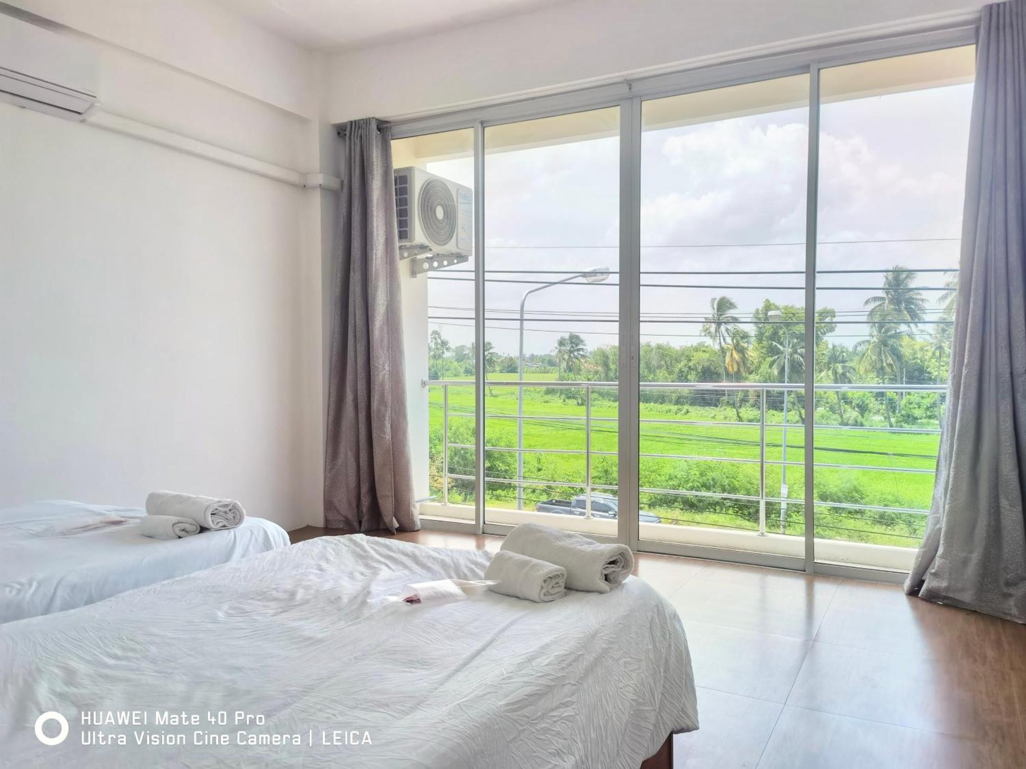 115 Townhouse Ban Khlong Krang Exterior foto