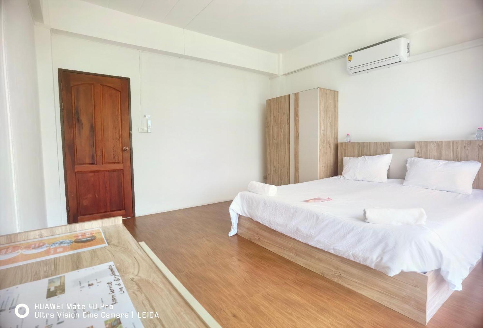 115 Townhouse Ban Khlong Krang Exterior foto